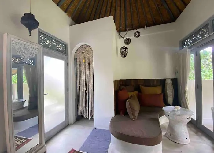 Dream Away @ Maya/ Private Pool / Penestanan Apartment Ubud